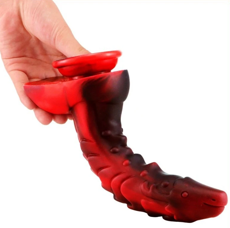 Dildo Dragon Sarkan 19 x 4.5cm fekete-piros