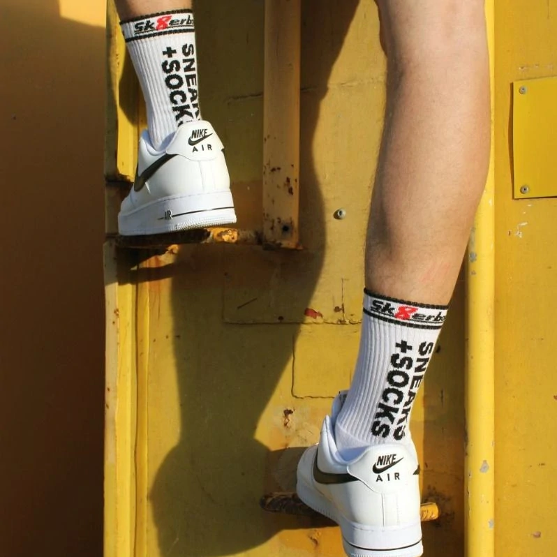 SNEAKS SOCKS Sk8erboy – stílusos fehér sportzokni