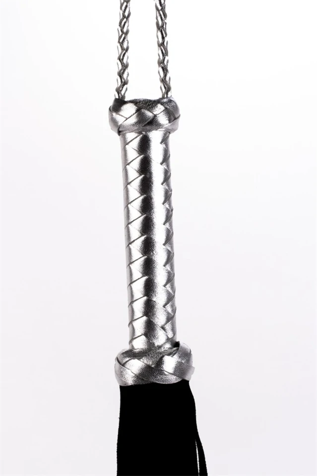 Flogger with Metallic Leather Handle and Suede Leather Tails Black 18"