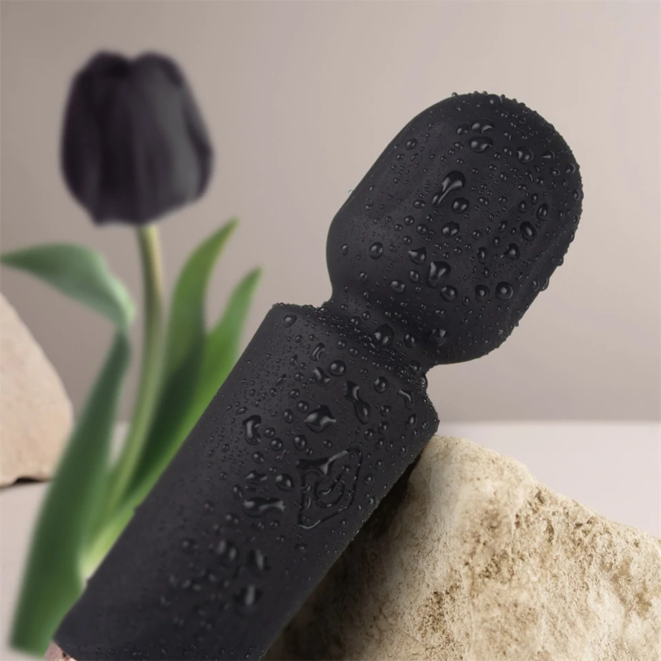 Rechargeable Mini Wand - Black Tulip