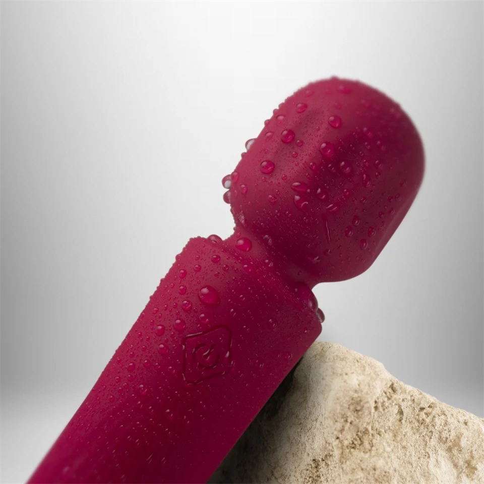 Rechargeable Mini Wand - Azalea Red