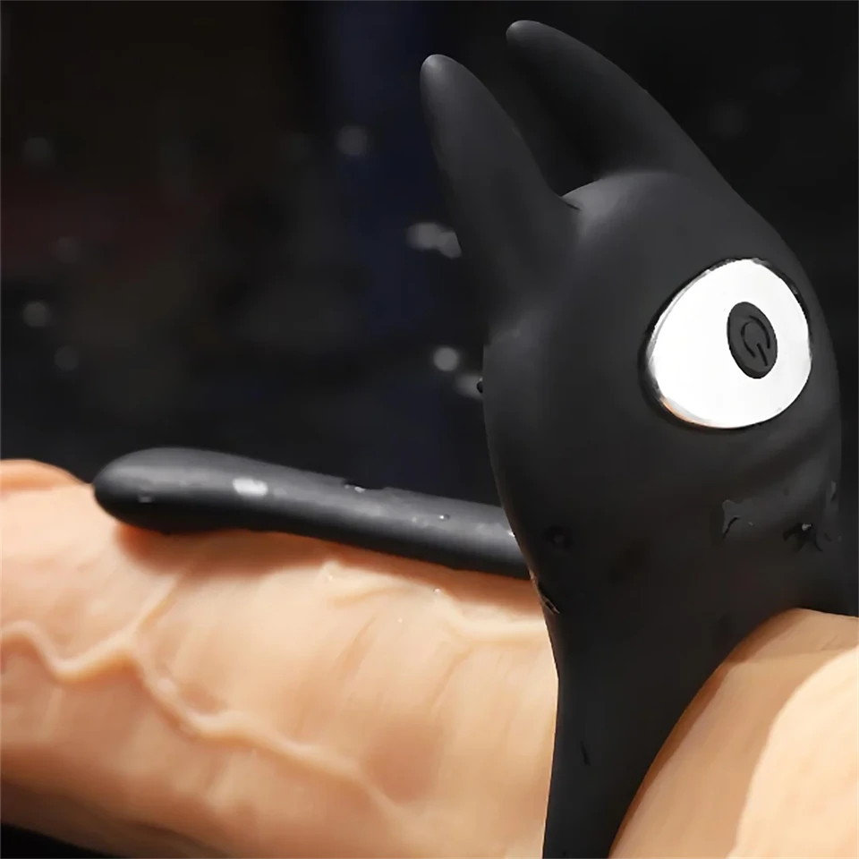 AlvUp - vibrációs péniszgyűrű csiklóizgatóval (fekete)