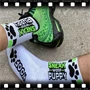 SNEAKFREAXX PUPPY NEON – fehér-zöld sportzokni